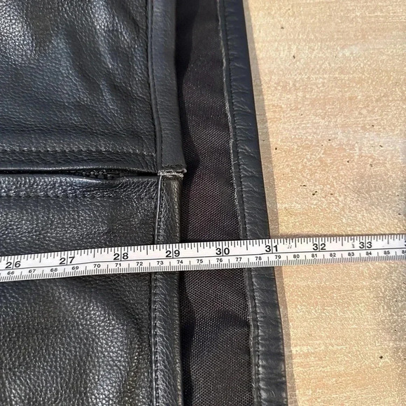 Leather Motorcycle/Racing Jacket with Reflective Skull Designs - Picture 15 of 16